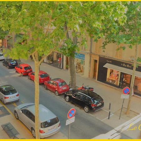 Le Craponne - Magnifique Appartement Cours Principal Plein Centre Avec Parking Salon-de-Provence Exterior foto